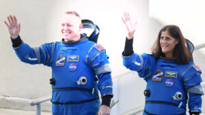 Drama espacial: Astronautas, política y un show en órbita