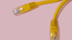 FCC Revoca Propuesta para Prohibir Acuerdos de Facturación Masiva de Banda Ancha