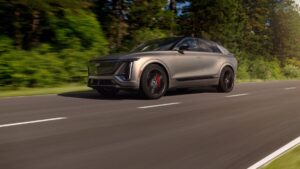 ¡El Cadillac Lyriq-V Llega para Sacudir el Mundo de los SUV Eléctricos!