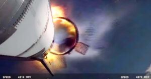 ¡BOOM! ¡Desastre Espacial! Starship se Desintegra, ¡Pero el Super Heavy Aterriza! 🚀