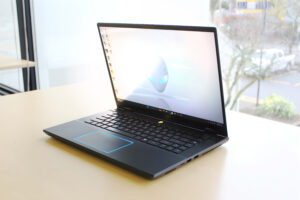 ¡DESCUENTO DE $300 EN EL ALIENWARE M16 R2! ¡NO TE LO PIERDAS!