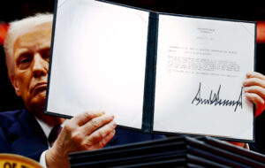 Regreso Obligatorio a la Oficina para Empleados Federales: Un Mandato que Desata la Polémica