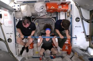 ¡Mantén tu salud en el Espacio! Cómo los Astronautas se Cuidan en el Vacío