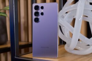 ¡Samsung Galaxy S25 Ultra vs. Z Fold 6: ¡El Duelo Definitivo!