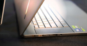 ¡Un Tsunami de Datos! Las Mejores Laptops Gaming de CES 2025