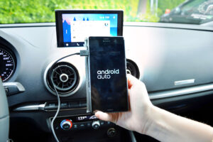 ¡Adiós, Micrófonos de Asistente de Google para Autos! ¿El Fin de una Era?