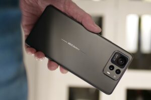 Asus Zenfone 12 Ultra vs Samsung Galaxy S25 Ultra: ¿El nuevo rey de los smartphones?