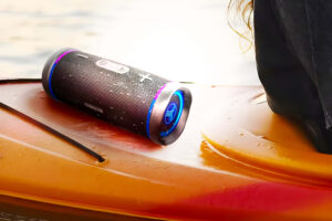 ¡ALERTA DE CHOLLO! ¡ALTAVOZ BLUETOOTH IMPERMEABLE A SOLO $60!