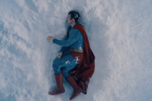 El Lanzamiento Mundial de Superman Enfrenta Obstáculos Legales: Demanda por Derechos de Autor Amenaza la Distribución Global