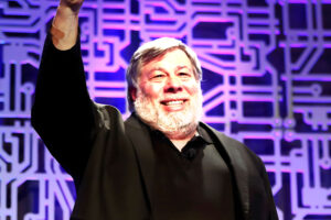 El Legado de Wozniak: 40 Años Después de Dejar Apple, su Influencia Perdura