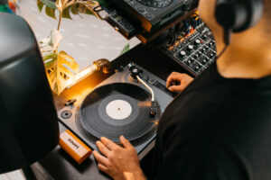 ¡Lenco irrumpe en Estados Unidos con una ola de tornamesas que te harán vibrar!