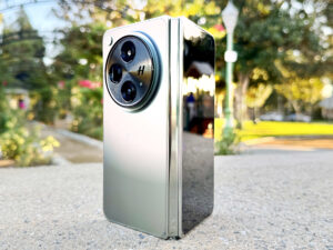 Oppo Find N5: El teléfono plegable más delgado y potente del mundo