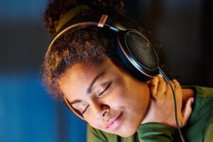 Sennheiser HD 505: La puerta de entrada al audio Hi-Fi con comodidad superior