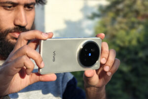 ¡BOOM! La Cámara del Vivo X200 Ultra: ¡Un Tsunami de Luz en la Oscuridad!