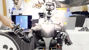Hugging Face democratiza la robótica con un robot humanoide de $3,000