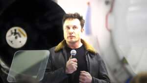 Musk reafirma su compromiso con SpaceX y la colonización de Marte