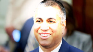 El Expresidente de la FCC Ajit Pai y su Transición al Lobby Inalámbrico: Implicaciones y Controversias