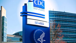 Reestructuración del Comité Asesor sobre Prácticas de Inmunización genera controversia