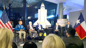 Texas Lucha por Trasladar el Transbordador Espacial Discovery a Houston