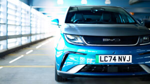 BYD vs Tesla: La batalla por el liderazgo en el mercado de vehículos eléctricos