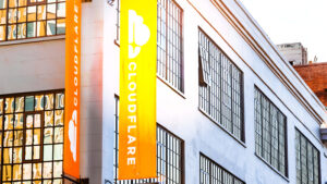 Cloudflare vs. Google: La batalla por el futuro del rastreo de datos y la IA