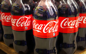 Trump y Coca-Cola: La controversia del azúcar de caña