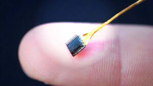 Desbloqueando la Mente: Stanford Decodifica el Habla Interna y Abre un Debate Ético Crucial