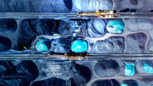 Informe revela una brecha alarmante entre la producción de combustibles fósiles y los objetivos climáticos globales